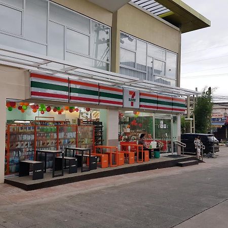 Keys 'N Places Holiday Rentals At Mesaverte Condo Cagayan de Oro Esterno foto